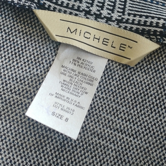 Michele Grey Plaid A line Skirt w/Embroidered Flowers - Picture 3 of 5